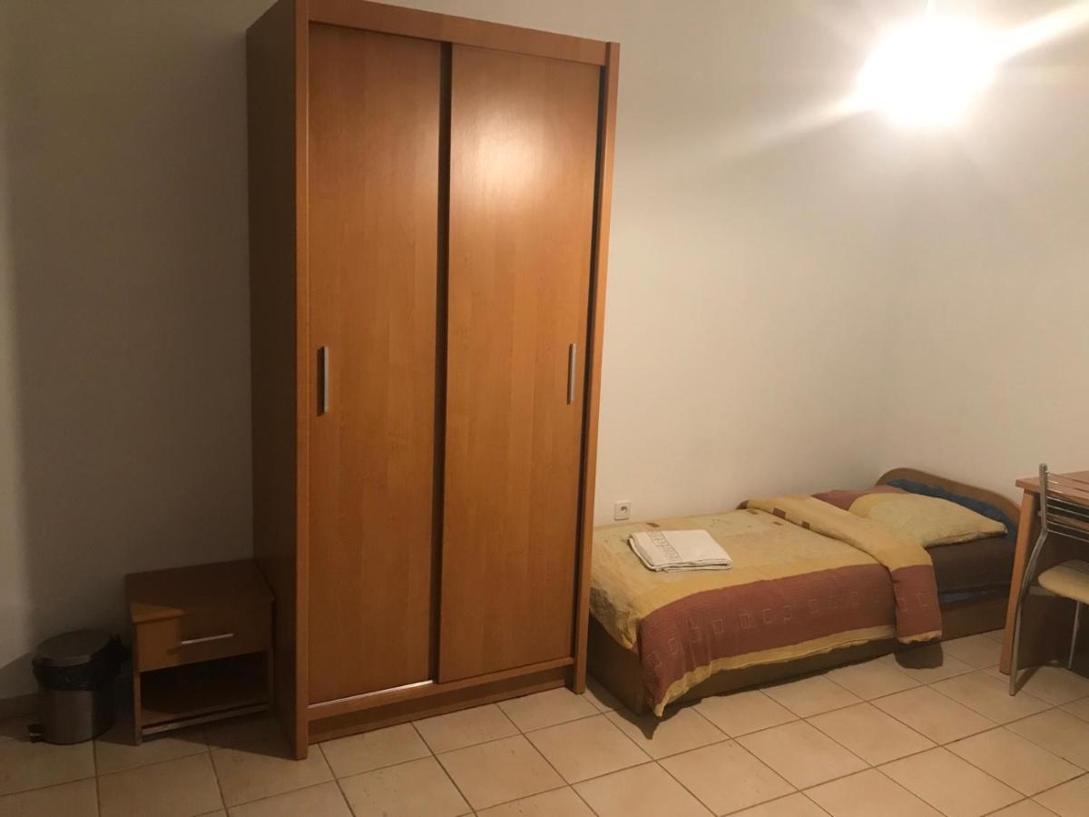 Pilgrims Place Hostel Czestochowa Ngoại thất bức ảnh