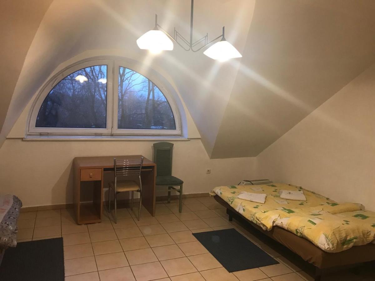 Pilgrims Place Hostel Czestochowa Ngoại thất bức ảnh